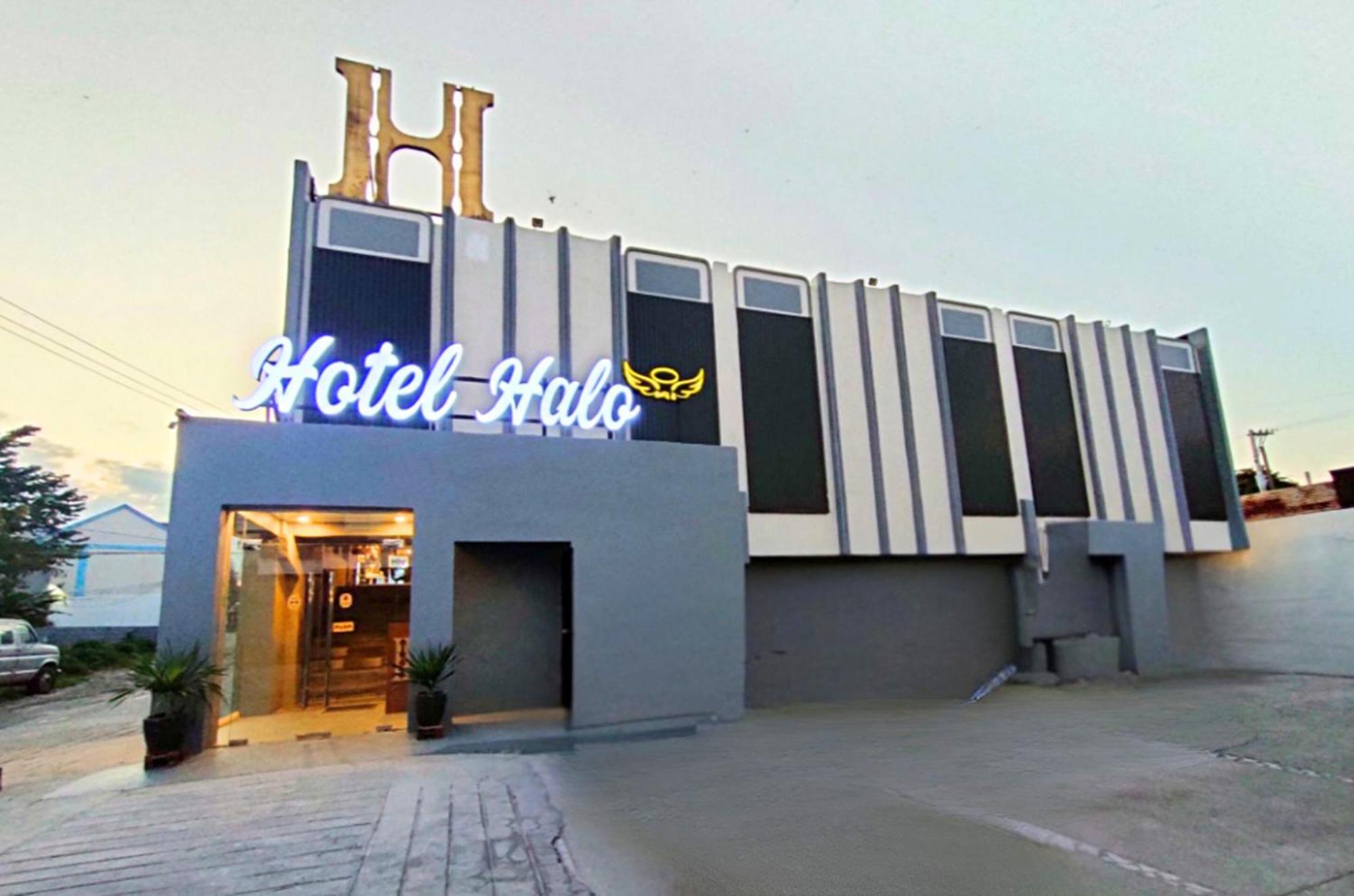 Hotel Halo Angeles City ภายนอก รูปภาพ